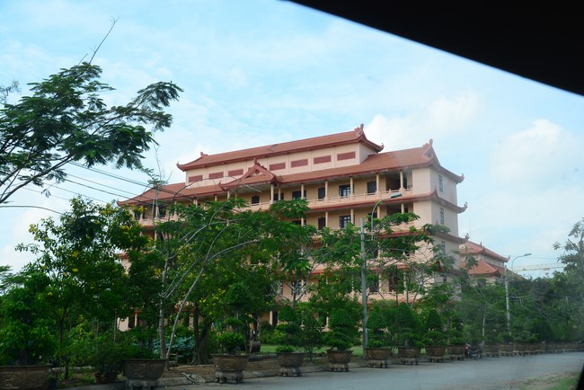 Continuing to support people in need in the Covid-19 pandemic of Hoang Phap Pagoda (series 4)